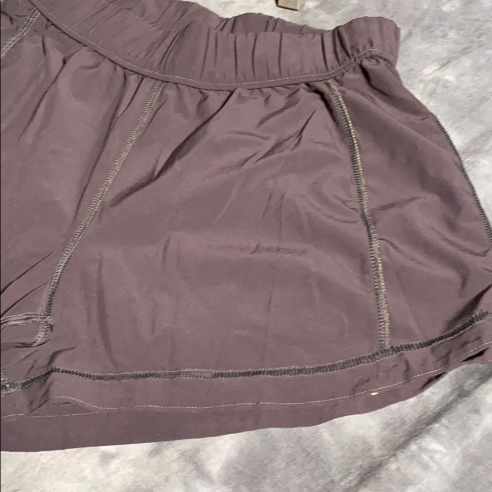 💚 3 for $15 💚 - Under Armour Semi Fitted Heat Gear Shorts size Small - Picture 14 of 16